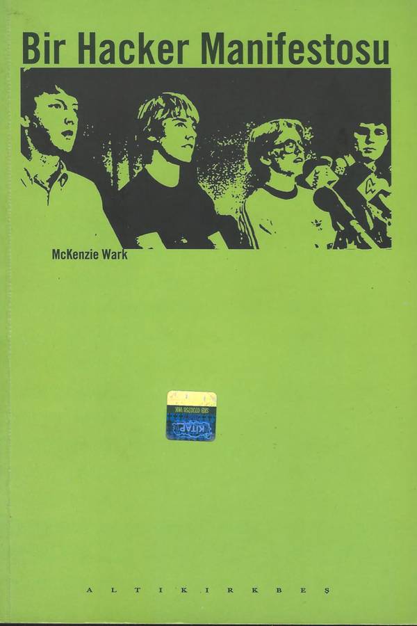 Bir Hacker Manifestosu — Mckenzie Wark kapağı